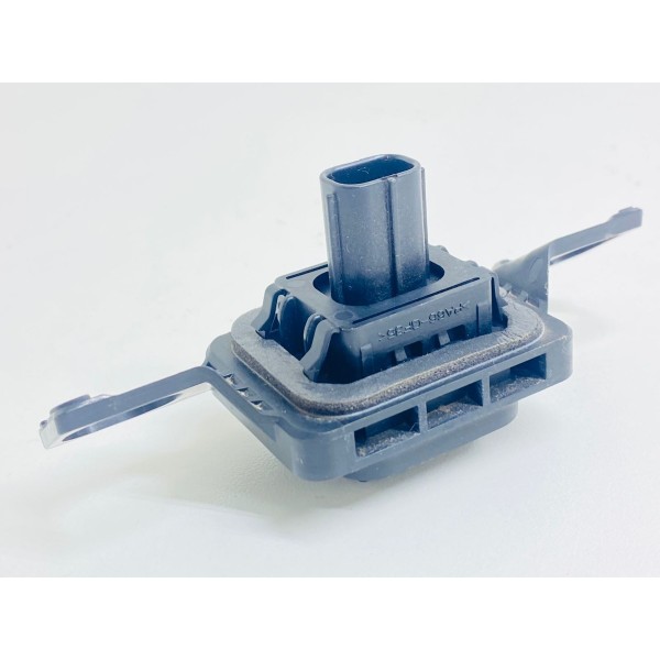 Botão Abertura Capô Traseiro Toyota Corolla Hybrid 2020 