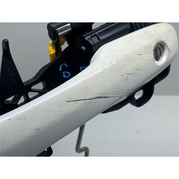 Maçaneta Externa Porta Dianteira Esquerda Corolla Hybrid 20 Branco