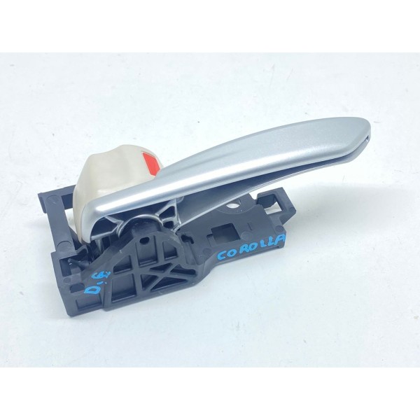 Maçaneta Interna Porta Dianteira Esquerda Corolla Hybrid 20  Dianteira