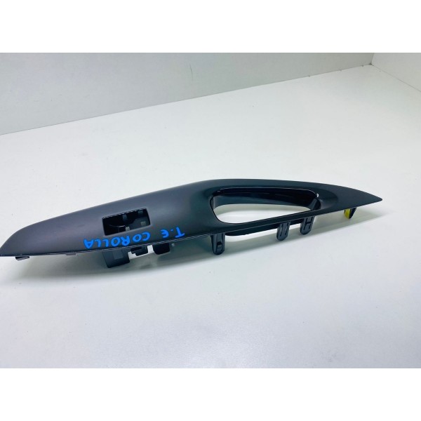 Painel Interruptor Porta Traseira Esquerda Corolla Hybrid 20 Preto