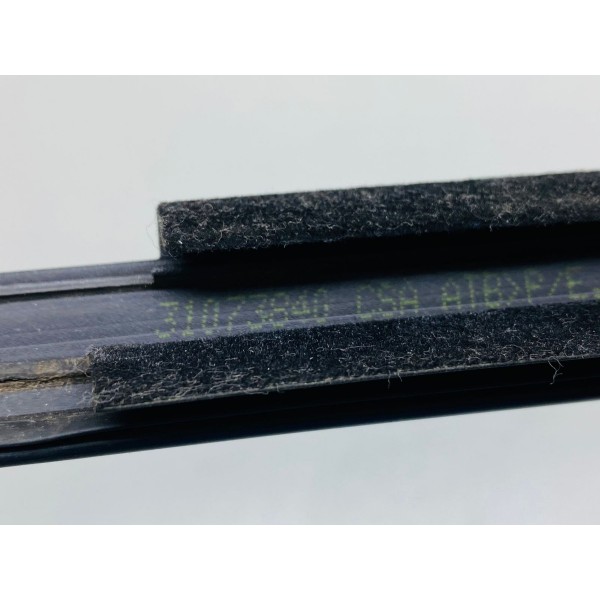 Pestana Externa Porta Traseira Dir Toyota Corolla Hybrid 20