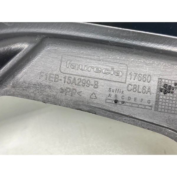 Moldura Farol De Milha Direito Ford Focus 2018  F1eb15a299b Preto Direito