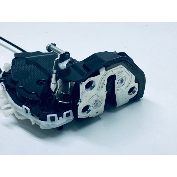 Fechadura Traseira Esquerda Toyota Prius Híbrido 1.8 2017