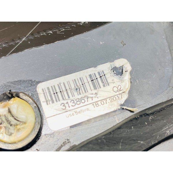 Vidro Fixo Traseiro Direito Volvo V40 Cross Country T4 2018