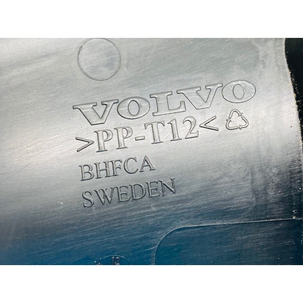 Moldura Churrasqueira Volvo V40 Cross Country T4 2018