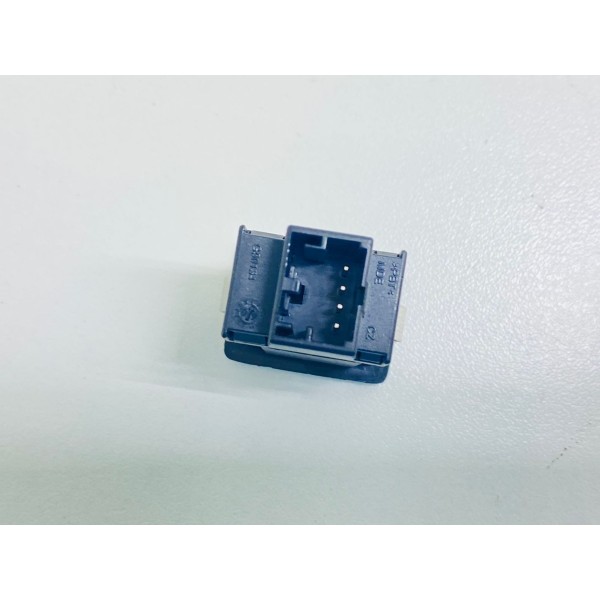 Entrada Auxiliar Vw Passat Cc 2011 Cód. 5m0035724