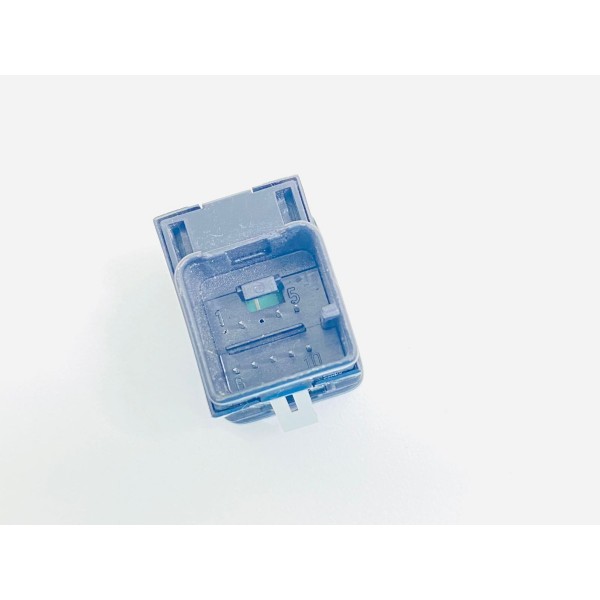 Botão Freio Elétrico Vw Passat Cc 2011 Cód. 3c0927225c