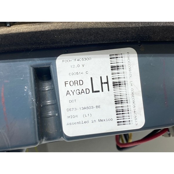 Lanterna Capô Traseiro Esquerda Ford Fusion Ecoboost 2015 Esquerdo/motorista