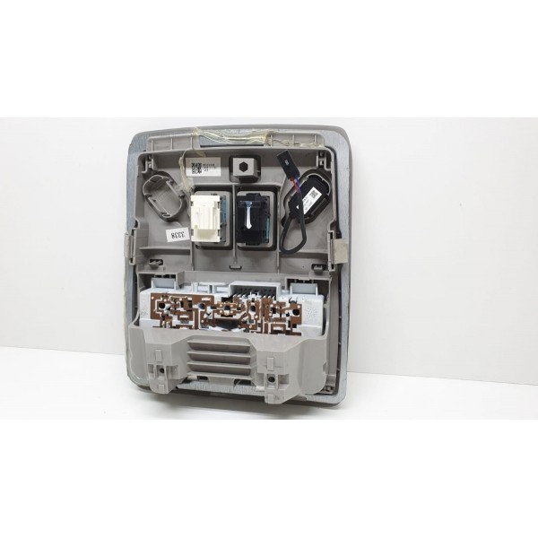 Luz De Cortesia Teto Gm Tracker 2015 Cód. 95363338