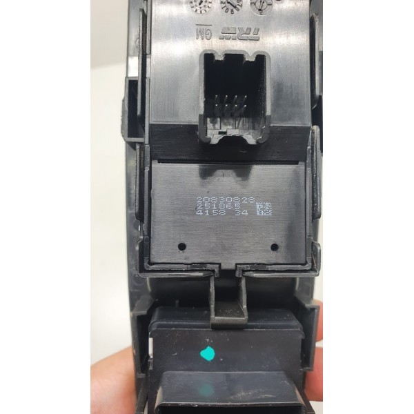 Comando Vidro Elétrico Gm Tracker 2015 Cód 25872074 20830828