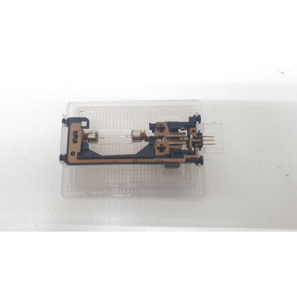 Luz De Cortesia Teto Gm Tracker 2015