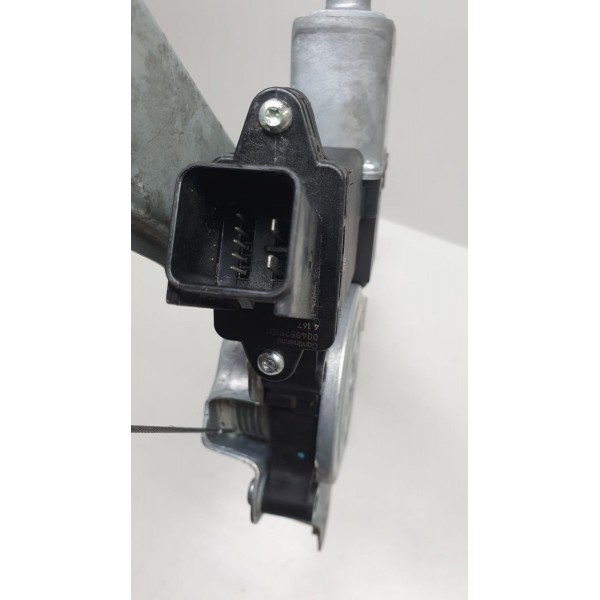 Máquina Vidro Traseira Esquerda Gm Tracker 2015 98820-suv20