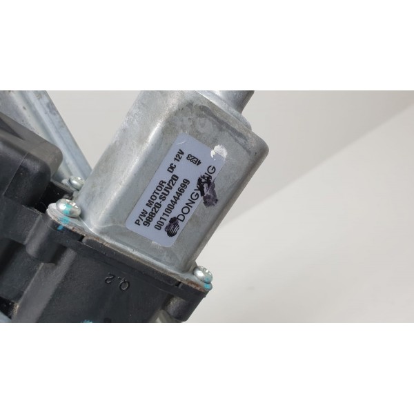 Máquina Vidro Traseira Esquerda Gm Tracker 2015 98820-suv20