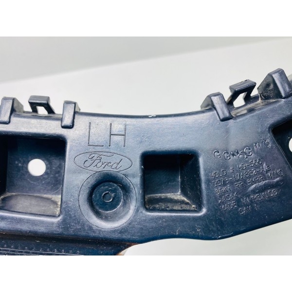 Guia Pára-choque Tras Esq Ford Fusion Titanium 2.0 2017