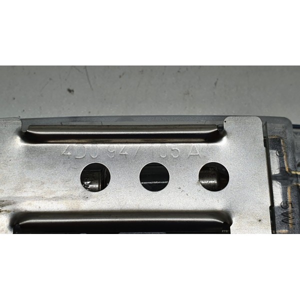 Luz Cortesia Audi A4 2.0 Tfsi 2012 Cód. 4d0947105