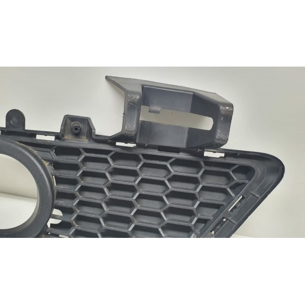 Grade Farol De Milha Bmw 328i F30 2017 Cód. 18648510 Preto