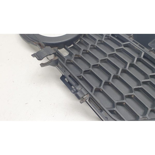 Grade Farol De Milha Bmw 328i F30 2017 Cód. 18648510 Preto