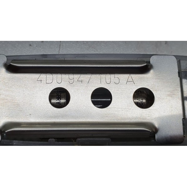 Luz Cortesia Audi A3 2015 Cód. 4d0947105