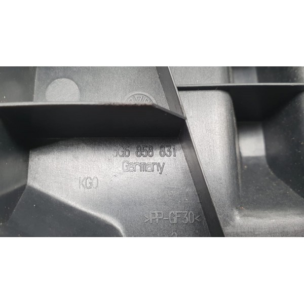 Suporte Tampão Traseiro Esquerdo Vw Golf Gti 2014 5g6858831