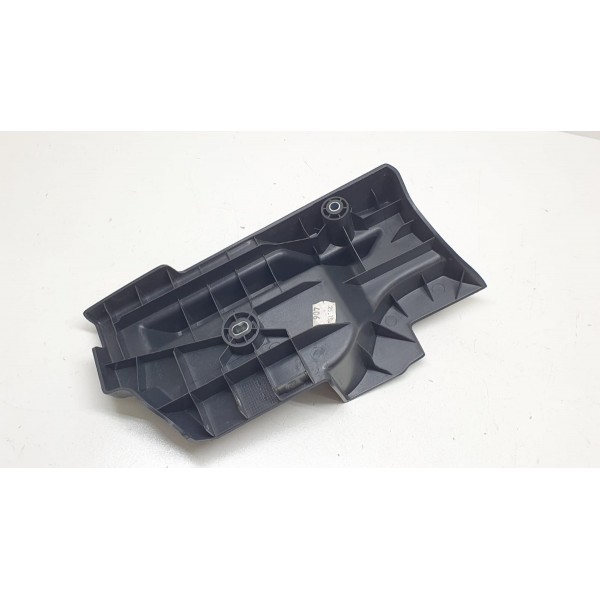 Suporte Tampão Traseiro Direito Vw Golf Gti 2014 5g6858832