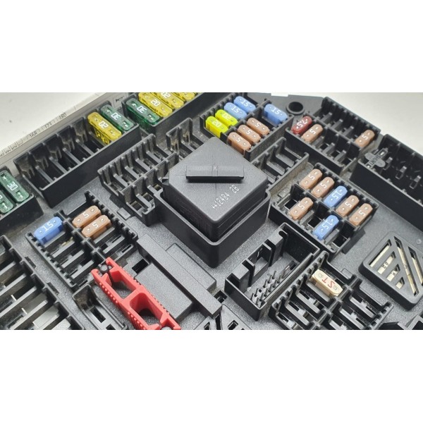 Caixa De Fusíveis Traseira Bmw X3 F25 2014 Cód. 9259468