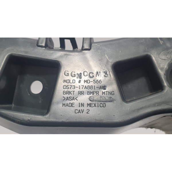 Guia Para-choque Tras Dir Ford Fusion Titanium 2.0 2017