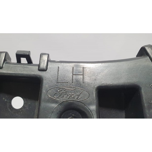 Guia Para-choque Tras Esq Ford Fusion Titanium 2.0 2017