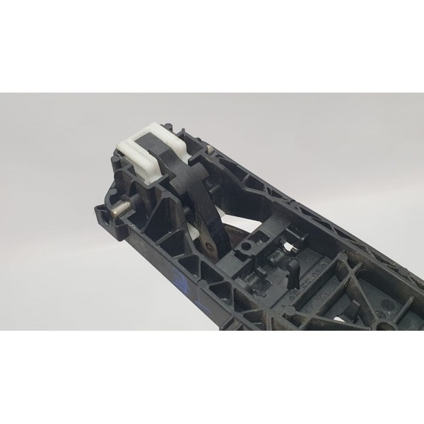 Maçaneta Traseira Esquerda Mercedes Benz A 200 2015 A358601 - Marrom