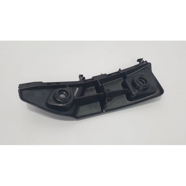 Guia Parachoque Traseiro Esquerdo Mercedes Benz A 200 2015