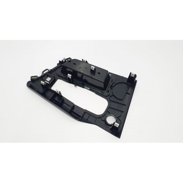 Moldura Console Central Peugeot 3008 1.6 Thp 2018 9815049277