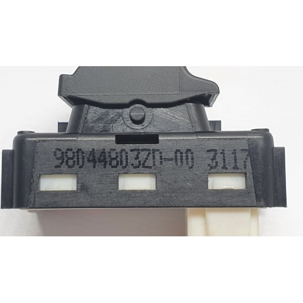 Botão Vidro Elétrico Peugeot 3008 1.6 Thp 2018  980448032d