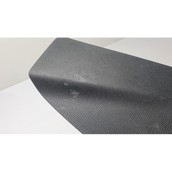 Aplique Interno Direito Com Detalhe Peugeot 3008 1.6 Thp 18