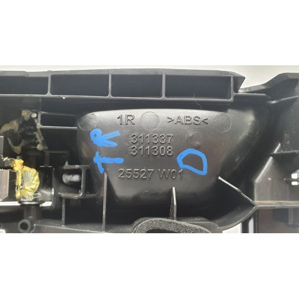 Maçaneta Interna Traseira Direita Peugeot 3008 1.6 Thp 2018 Traseira