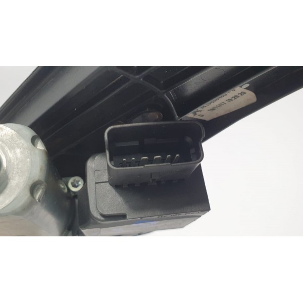 Máquina De Vidro Traseira Direita Peugeot 3008 1.6 Thp 2018
