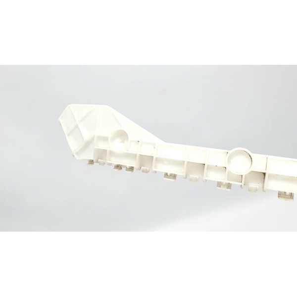 Suporte Parachoque Traseiro Esq Mitsubishi Eclipse Cross 19