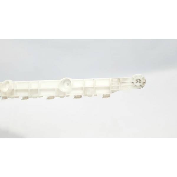 Suporte Parachoque Traseiro Esq Mitsubishi Eclipse Cross 19