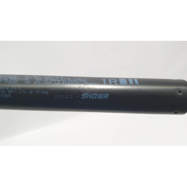 Amortecedor Tampa Traseira Porta-malas Mitsubishi Eclipse 19