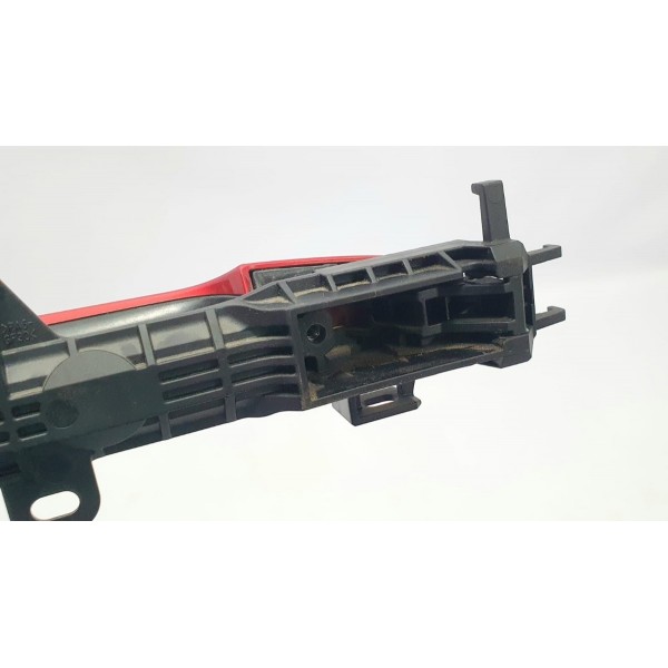 Maçaneta Traseira Esquerda Mitsubishi Eclipse Cross 2019 Vermelho