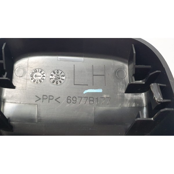 Acabamento Trilho Banco Esquerdo Mitsubishi Eclipse Cross 19