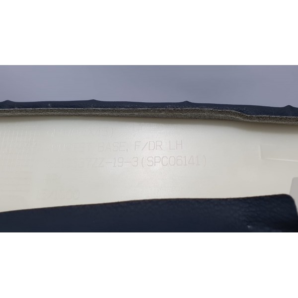 Apoio Braço Porta Dianteira Esq Mitsubishi Eclipse Cross 19 - Preto