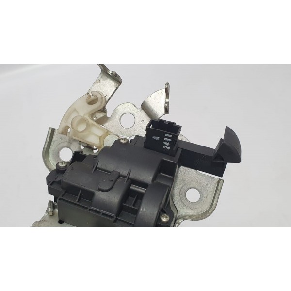 Fechadura Tampa Traseira Porta-malas Audi A7 3.0 Tfsi 2012