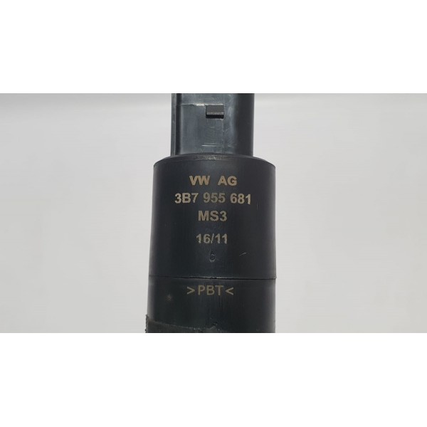 Bomba Esguicho Farol Audi A7 3.0 Tfsi 2012 Cód. 3b7955681