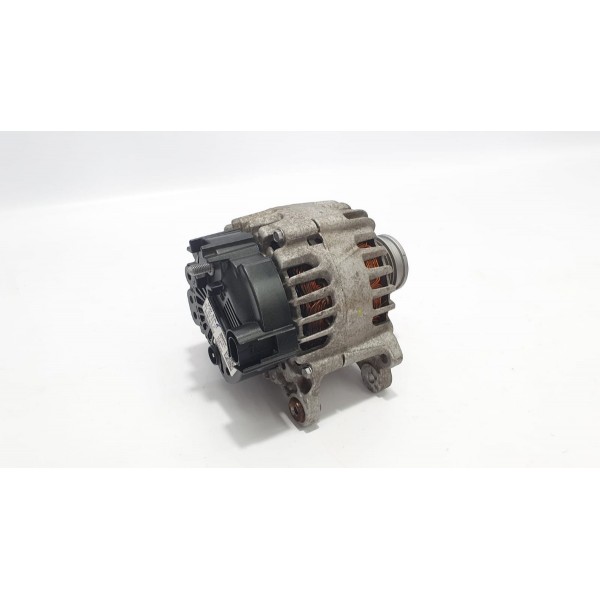 Alternador Vw Taos 1.4 250 Tsi 2022 Cód. 04e903015g