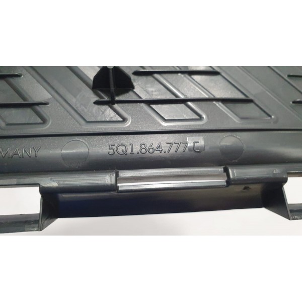 Descanso De Pé Vw Taos 1.4 250 Tsi 2022 Cód. 5q1864777