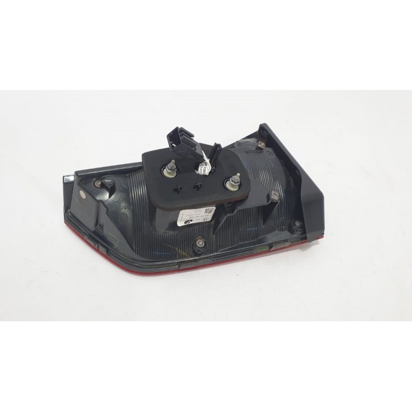 Lanterna T/d Tampa Traseira Vw Taos 1.4 250 Tsi 2022 Direito Vermelho