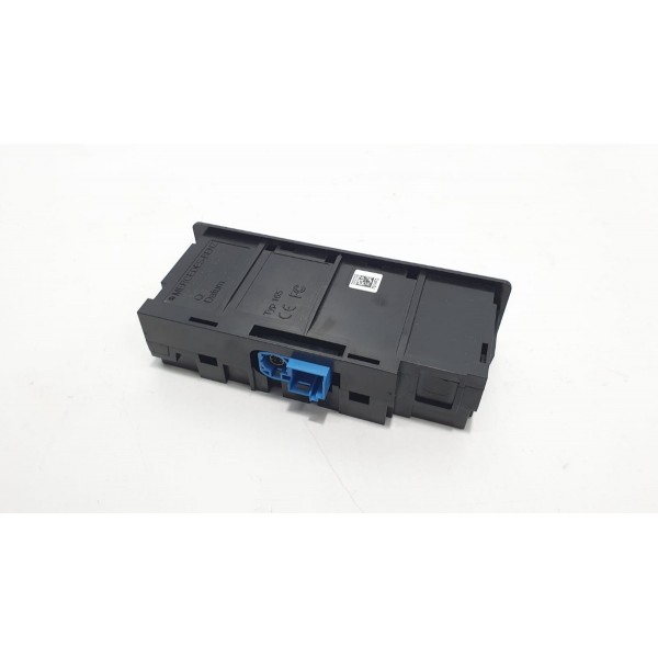 Entradas Auxiliares Cartão Sd Mercedes Benz C200 2016