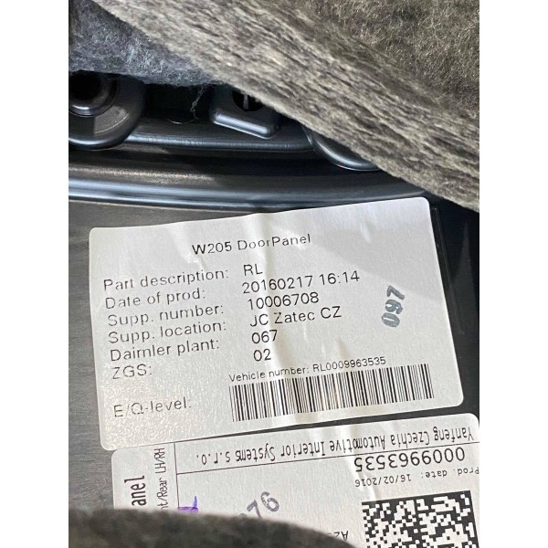 Forro De Porta Tras Esq Mercedes-benz C200 W205 2016 Preto