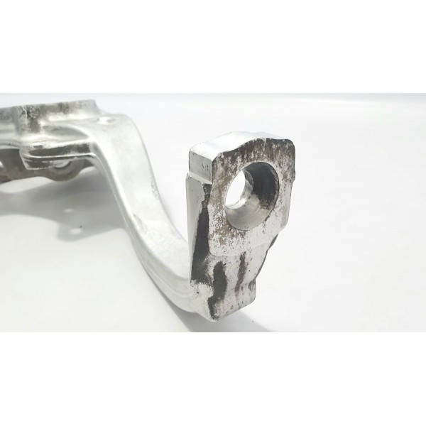 Montante Dianteiro Esquerdo Mercedes Benz C200 2016