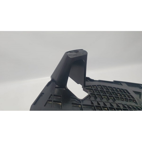 Acabamento Interno Mercedes Benz C200 2016 Cód. A2056841037