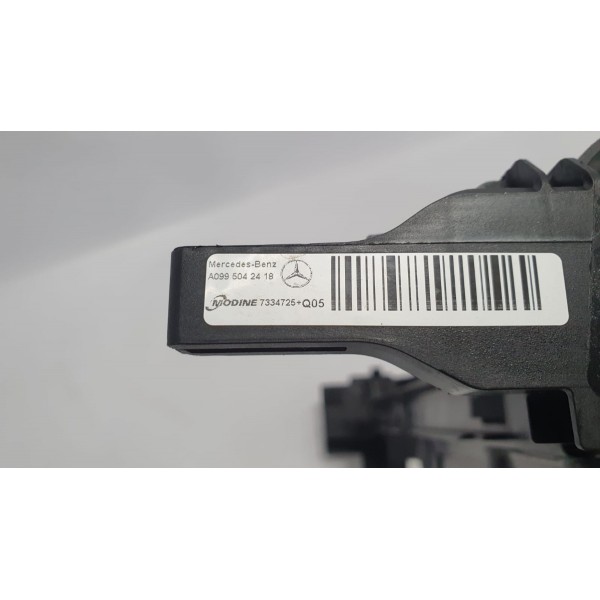 Suporte Radiador Direit Mercedes Benz C200 2016  A0995042418 Preto